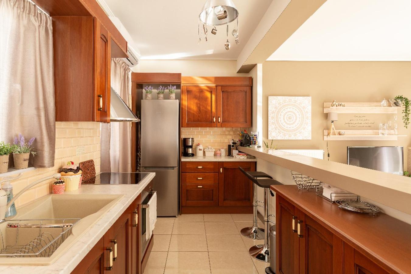 Milo Luxury House -free Airport Pick Up-10min Drive Villa *