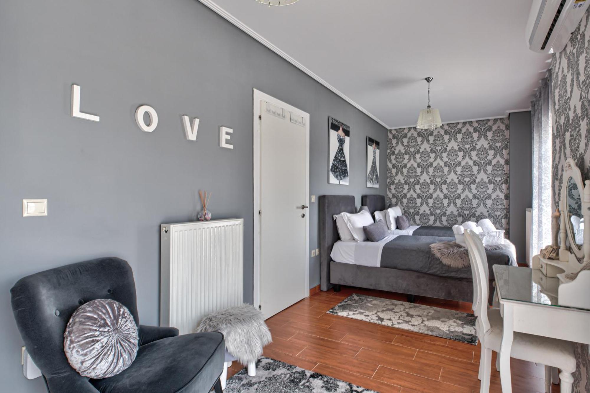 Milo Luxury House -free Airport Pick Up-10min Drive * Markópoulon