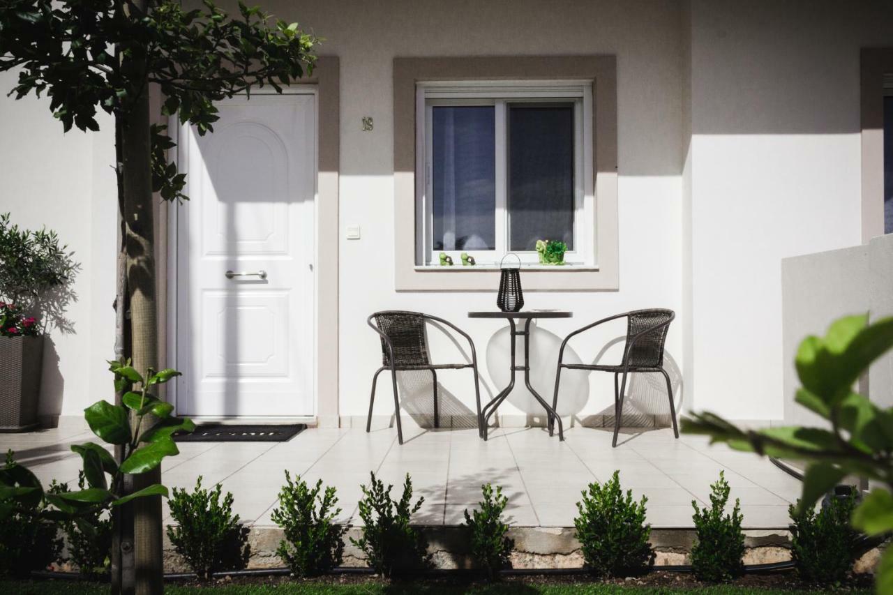 Milo Luxury House -free Airport Pick Up-10min Drive Villa Markópoulon